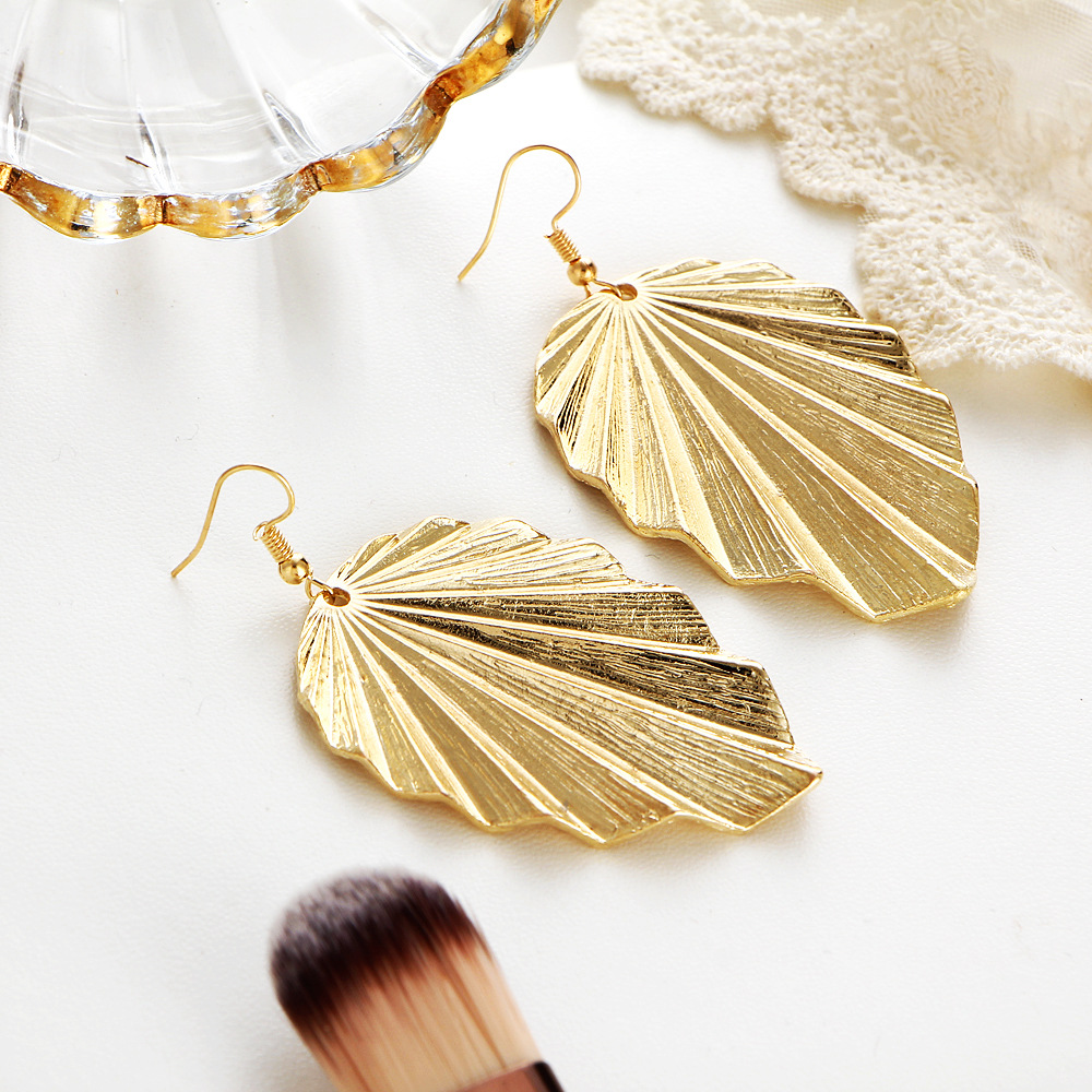 Fashion Woman Big Leaf Earrings