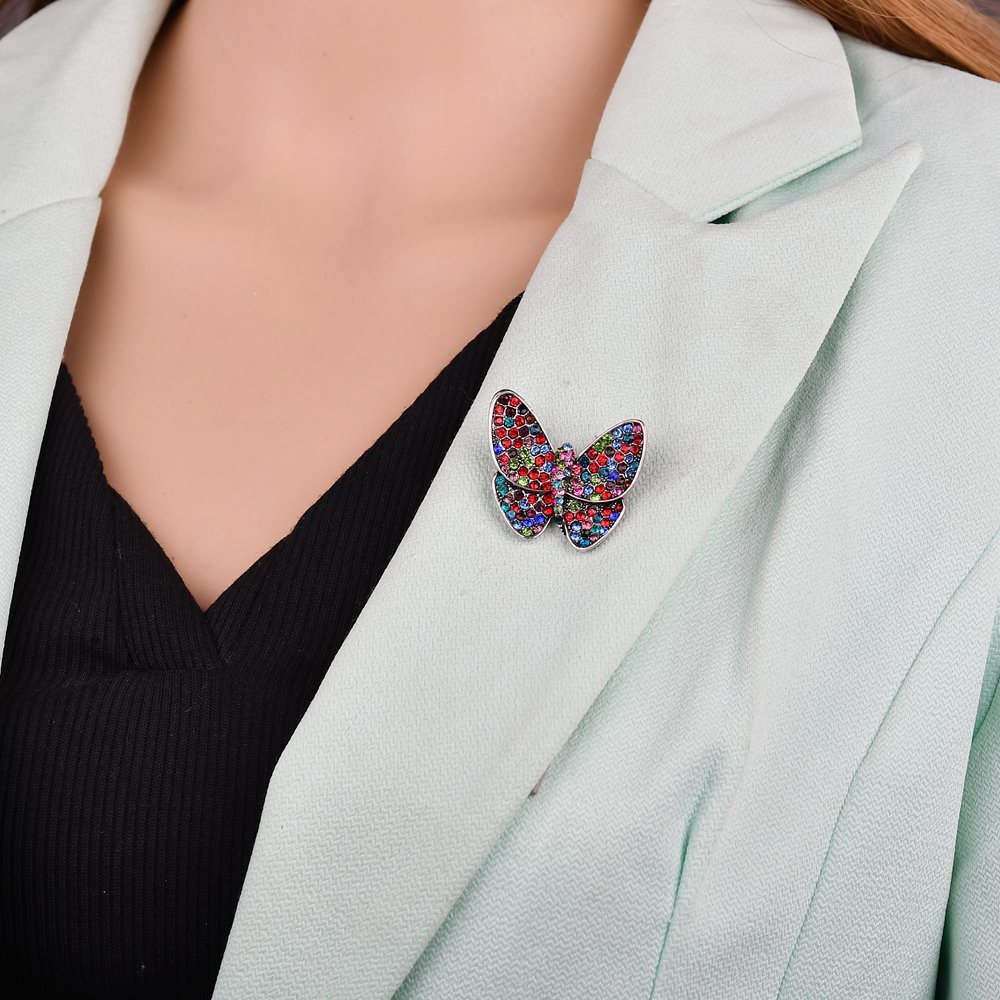 Fashionable Upscale Color Butterfly Brooch