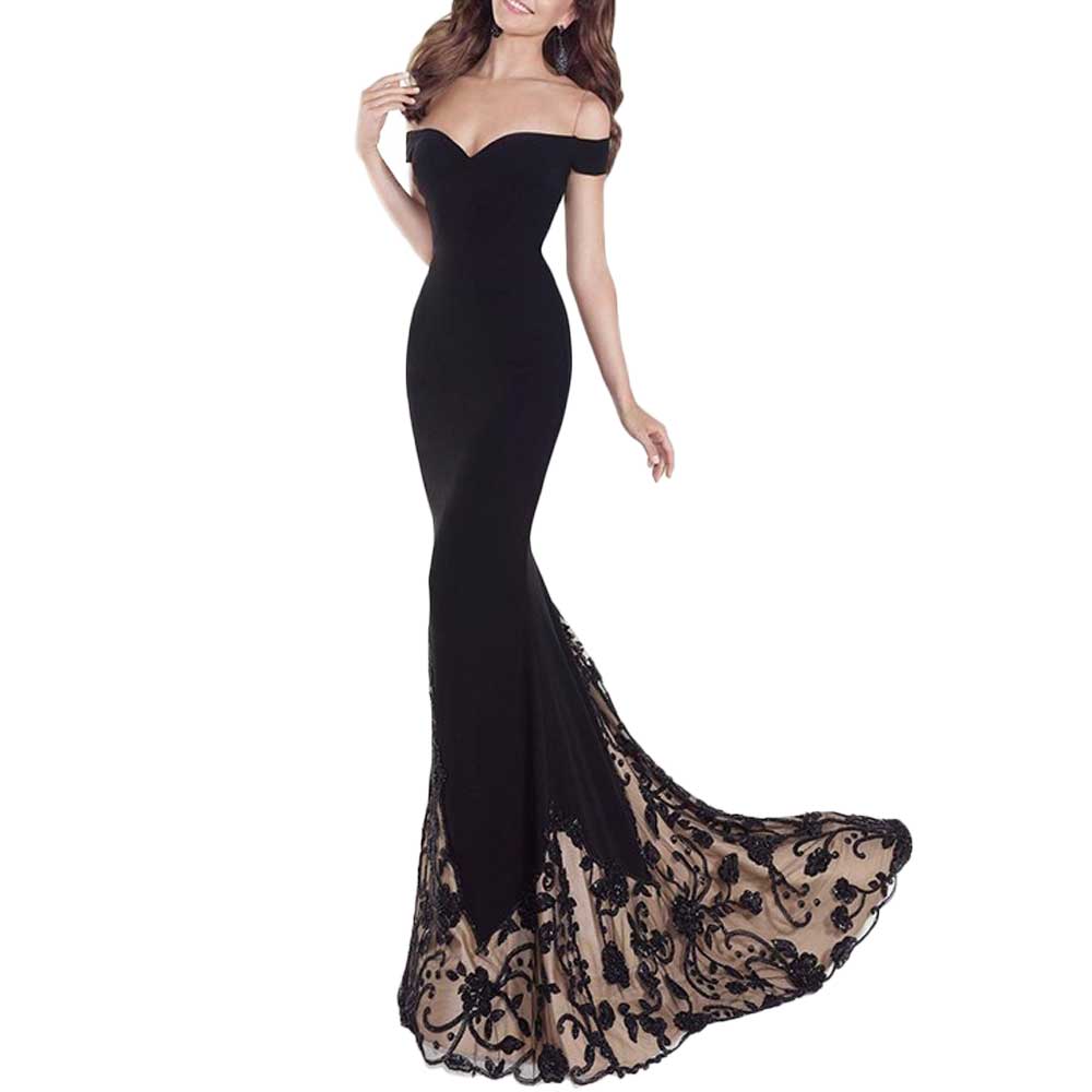 A Floor-Length Black Banquet Dress with An Off-The-Shoulder Gown