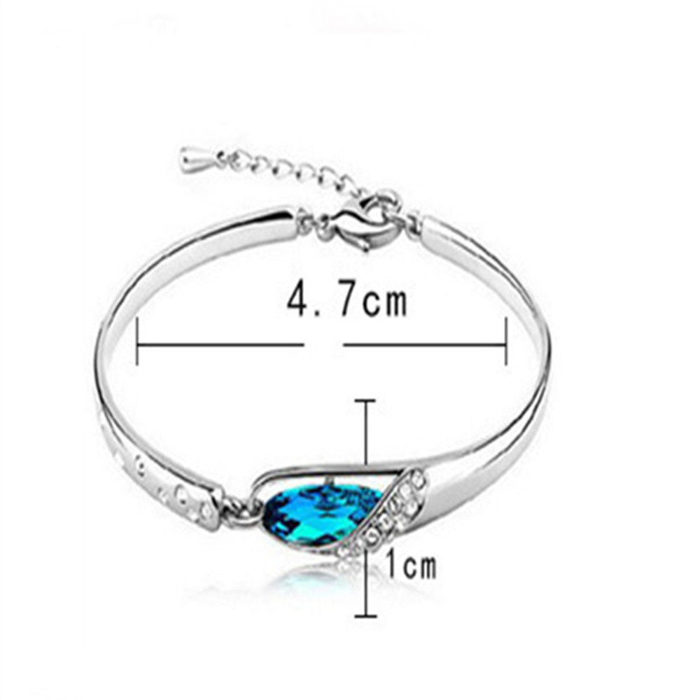 Fashionable Women's Austrian Crystal Bracelet