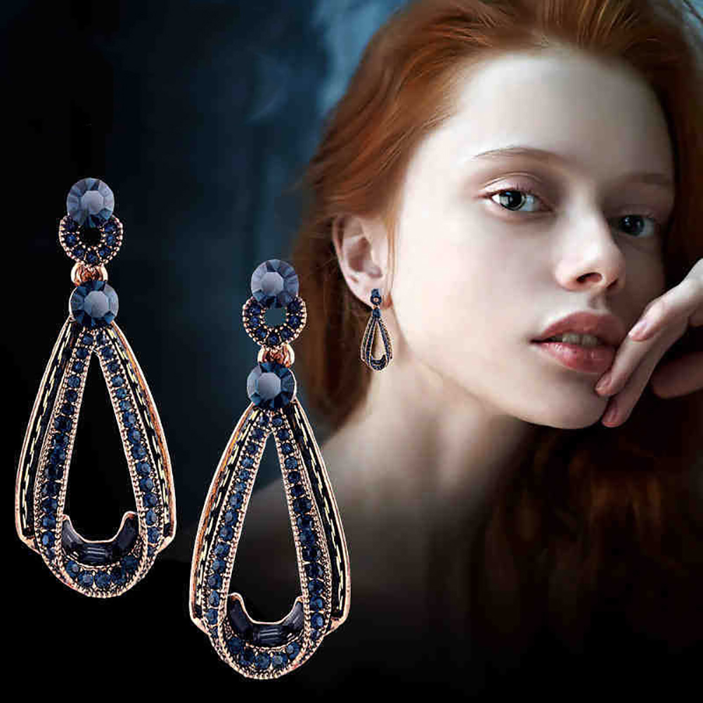 Elegant Black Gem Drop Earrings