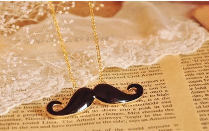 Mix Match Rhinestone Embellished Mustache Shape Pendant Alloy Women's Sweater Chain Necklace