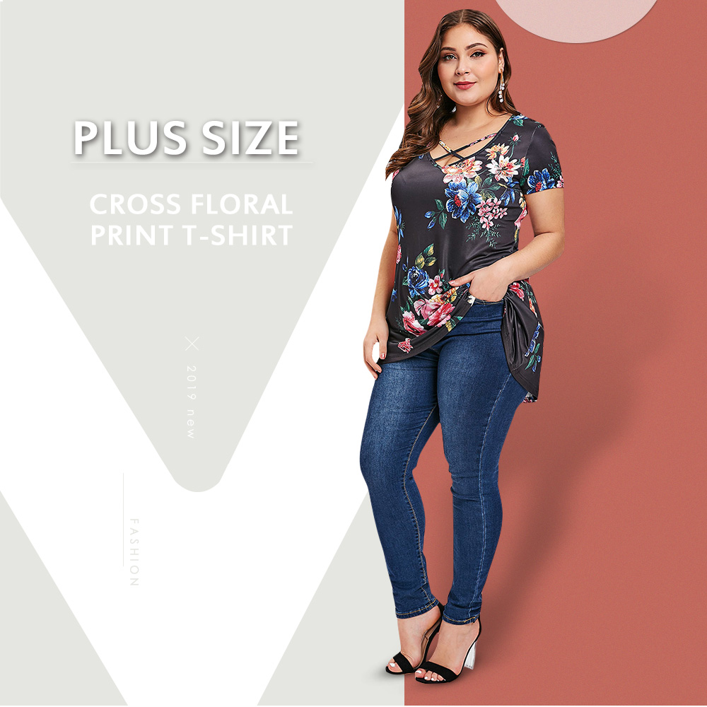 Criss Cross Floral Print Plus Size T-shirt